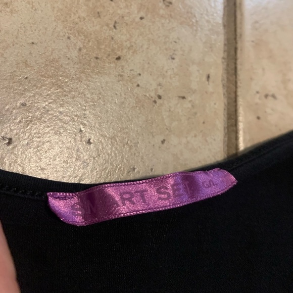 Smart Set Black Tunic Top with Cap Sleeves - Size L - Picture 4 of 5